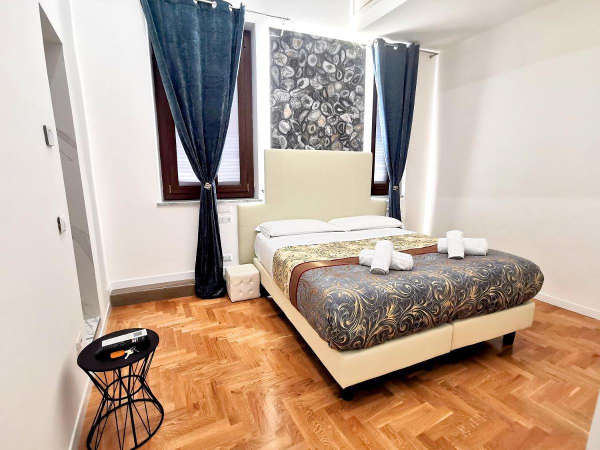 Navona Central Relais Bed and Breakfast Roma Exterior foto